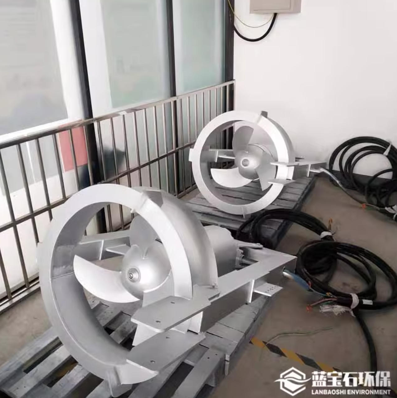 合作共贏 | 南京藍寶石環(huán)保攜手湖南合作伙伴，QHB3kw消化液污泥循環(huán)泵助力高效污水處理